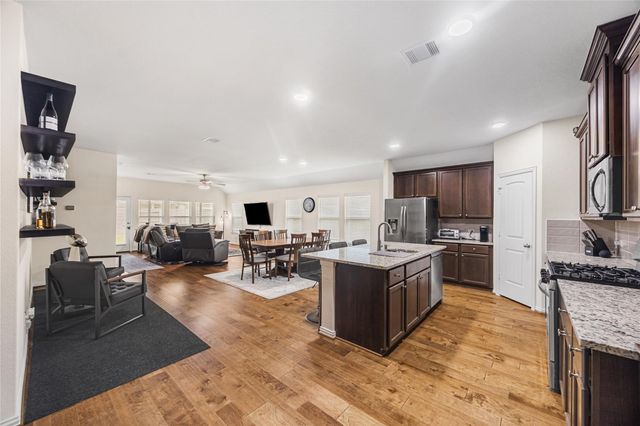 15014 Wiltshire Castle Ln, Humble, TX 77346