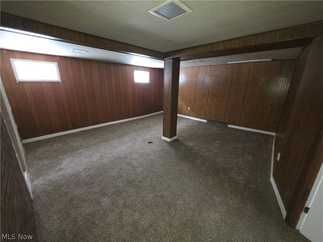 20632 Woodstock Avenue, Fairview Park, OH 44126