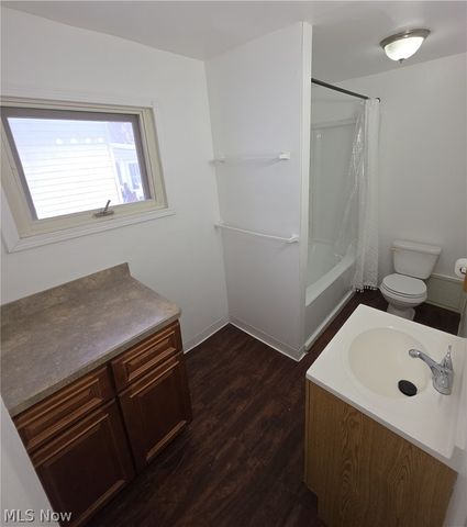 20632 Woodstock Avenue, Fairview Park, OH 44126