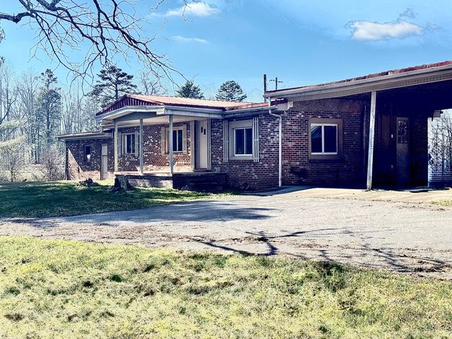 1615 Vaughn Ridge Road, London, KY 40741