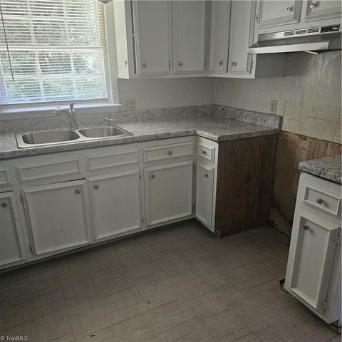 4603 Vickrey Chapel N Road, Jamestown, NC 27407