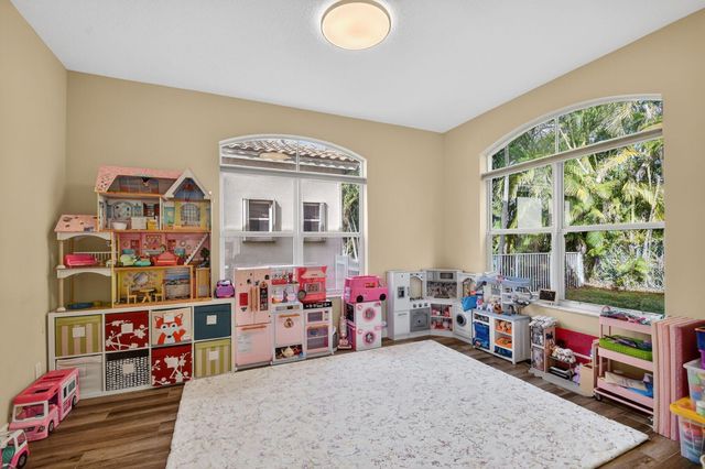 6802 Houlton Circle, Lake Worth, FL 33467