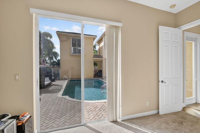 6802 Houlton Circle, Lake Worth, FL 33467