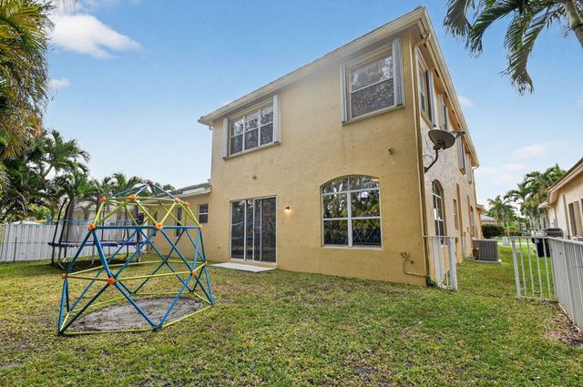 6802 Houlton Circle, Lake Worth, FL 33467