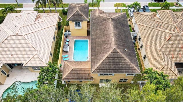 6802 Houlton Circle, Lake Worth, FL 33467