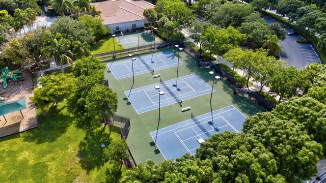 6802 Houlton Circle, Lake Worth, FL 33467