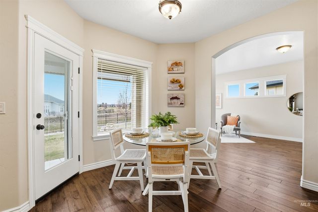 1175 N Champions Pl, Eagle, ID 83616