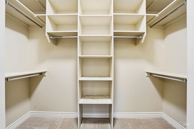 1175 N Champions Pl, Eagle, ID 83616