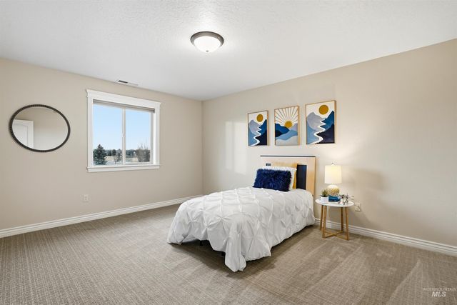 1175 N Champions Pl, Eagle, ID 83616