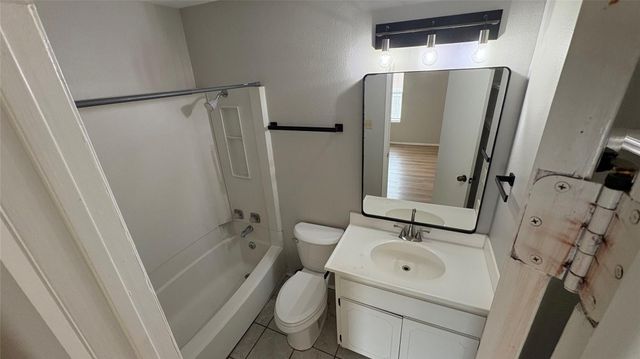 11416 Ptarmigan DR A, Austin, TX 78758