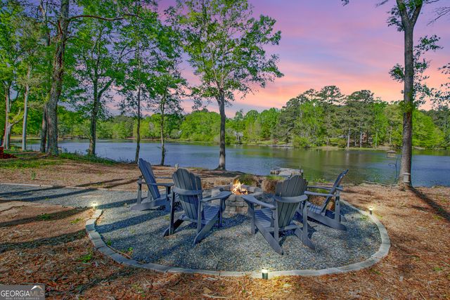 140 Lake Park Court, Sharpsburg, GA 30277