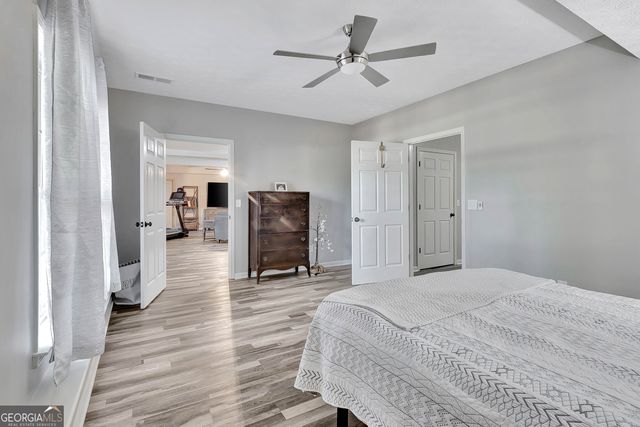 140 Lake Park Court, Sharpsburg, GA 30277