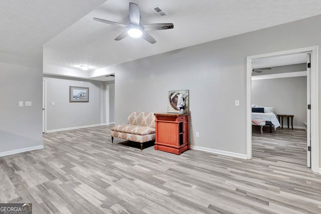 140 Lake Park Court, Sharpsburg, GA 30277
