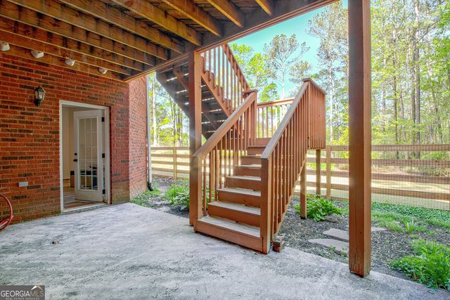 140 Lake Park Court, Sharpsburg, GA 30277