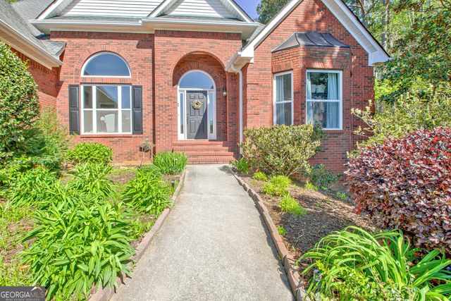 140 Lake Park Court, Sharpsburg, GA 30277