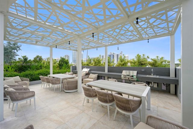 580 72nd Street 611, Miami Beach, FL 33141