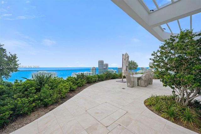 580 72nd Street 611, Miami Beach, FL 33141