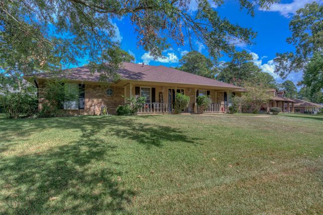 9305 Castlebrook Drive, Shreveport, LA 71129