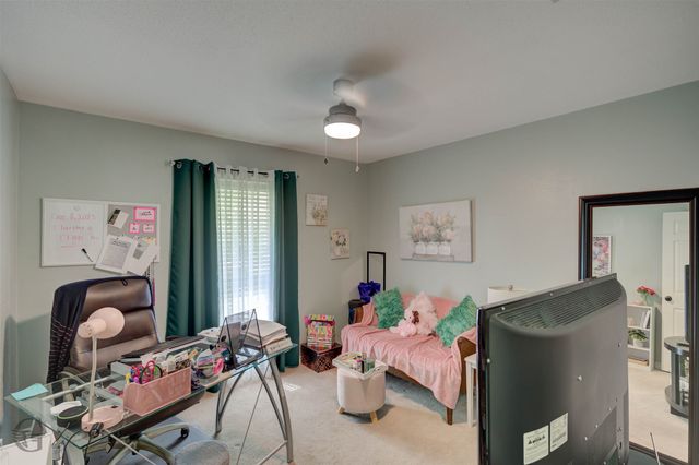 9305 Castlebrook Drive, Shreveport, LA 71129