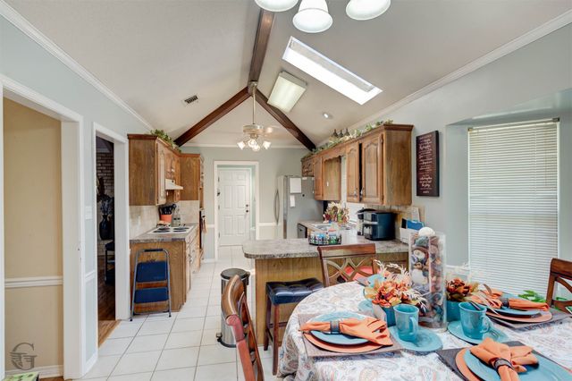 9305 Castlebrook Drive, Shreveport, LA 71129