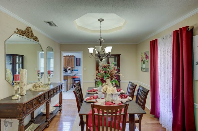 9305 Castlebrook Drive, Shreveport, LA 71129