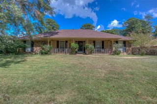 9305 Castlebrook Drive, Shreveport, LA 71129