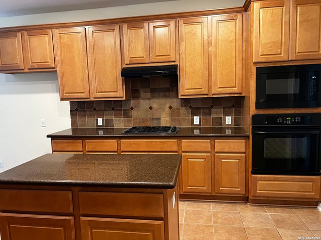 118 Stonewall, San Antonio, TX 78256