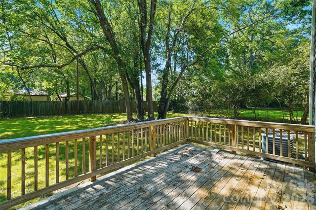 6900 Norchester Court, Charlotte, NC 28227