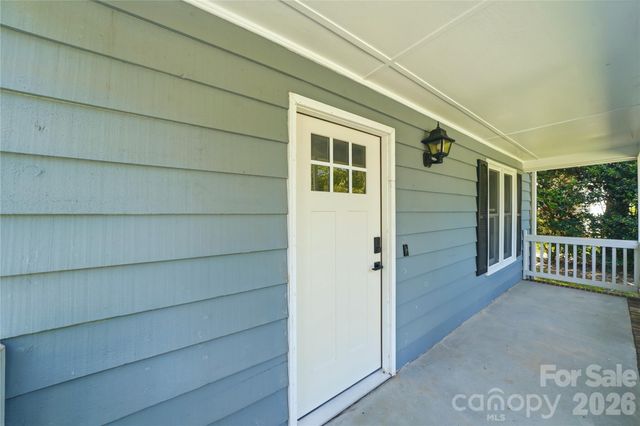 6900 Norchester Court, Charlotte, NC 28227