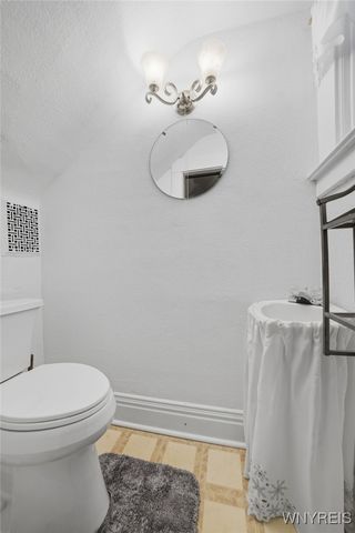 538 Parkside Avenue, Buffalo, NY 14216