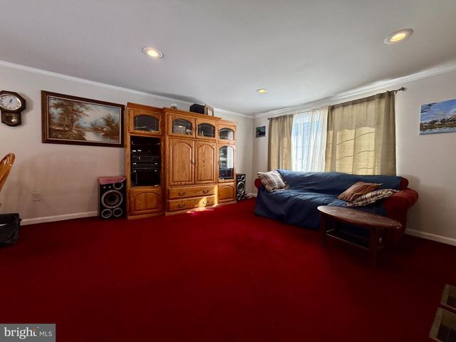 110 WENDY CIR, Coatesville, PA 19320