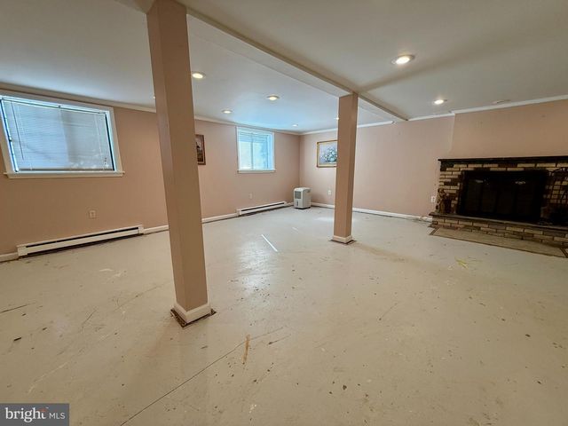 110 WENDY CIR, Coatesville, PA 19320