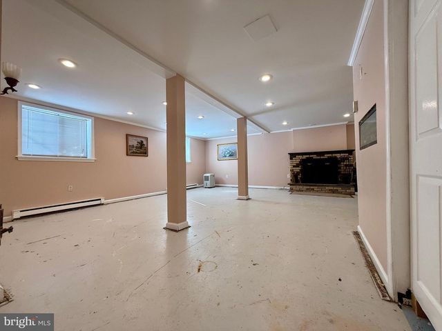 110 WENDY CIR, Coatesville, PA 19320