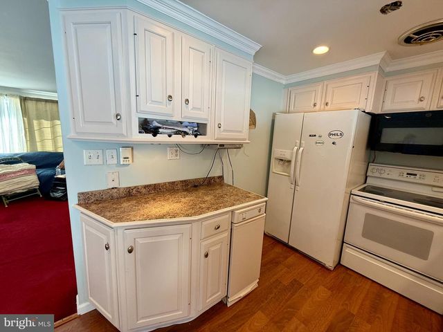 110 WENDY CIR, Coatesville, PA 19320