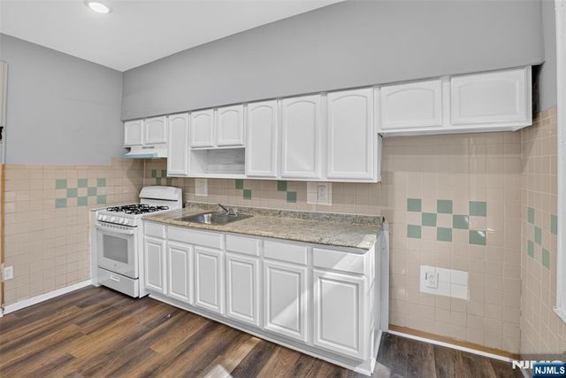 291 Madison Avenue, Irvington, NJ 07111