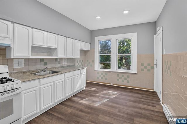 291 Madison Avenue, Irvington, NJ 07111