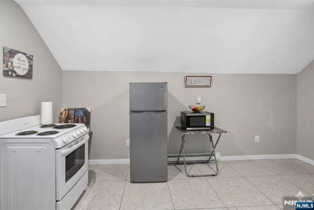 291 Madison Avenue, Irvington, NJ 07111