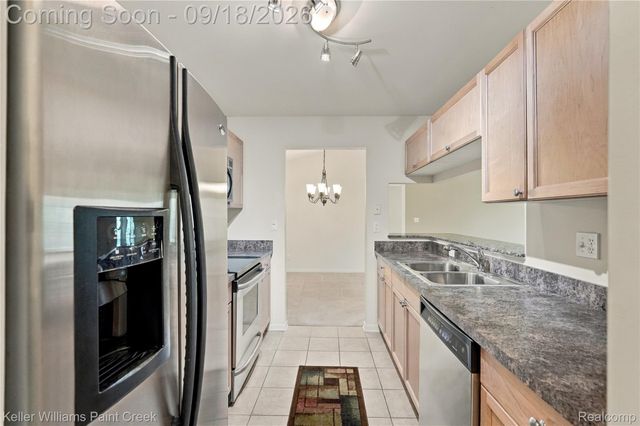 3542 Tremonte Circle N, Oakland Charter Township, MI 48306