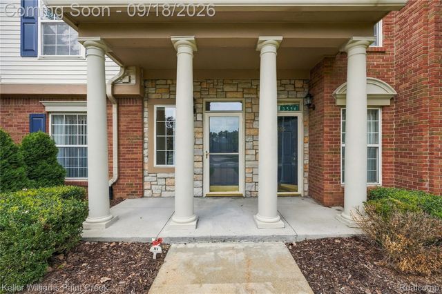 3542 Tremonte Circle N, Oakland Charter Township, MI 48306