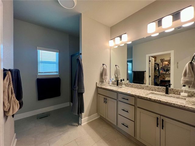 1720 Broadway Place, Rogers, AR 72758