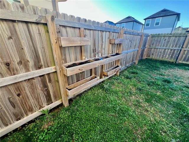 1720 Broadway Place, Rogers, AR 72758