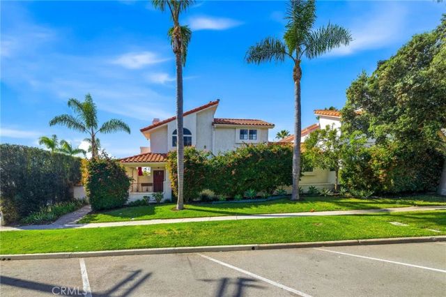 231 N Broadway 3, Redondo Beach, CA 90277