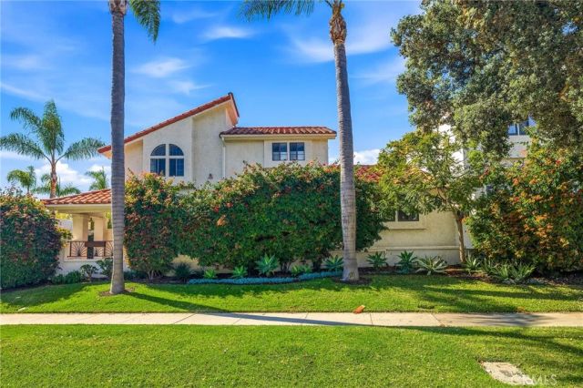 231 N Broadway 3, Redondo Beach, CA 90277