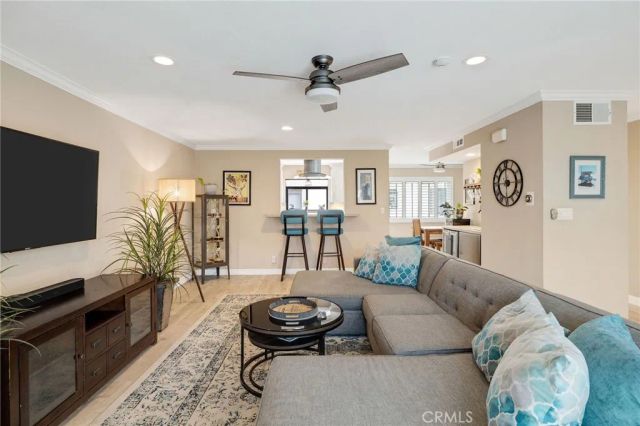 231 N Broadway 3, Redondo Beach, CA 90277