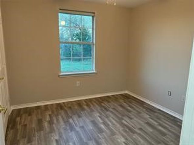 408 N Greenville Road, Josephine, TX 75173