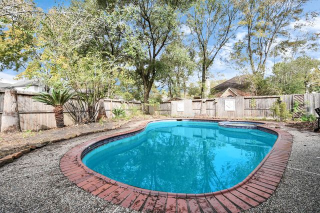 5310 Jasper Grove Court, Houston, TX 77345