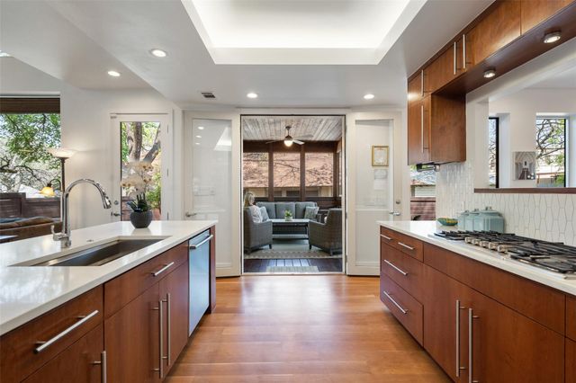 1809 Eva ST, Austin, TX 78704