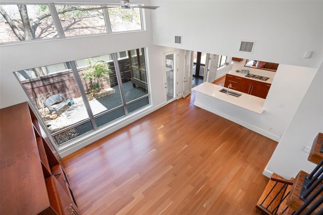 1809 Eva ST, Austin, TX 78704