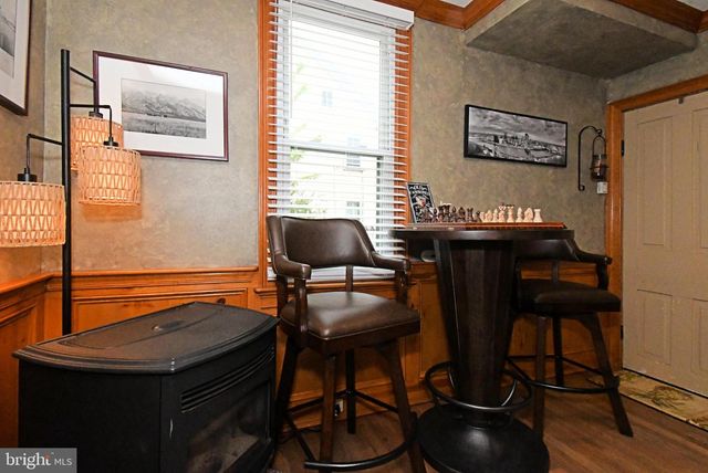 15 S MAIN ST, Perkasie, PA 18944