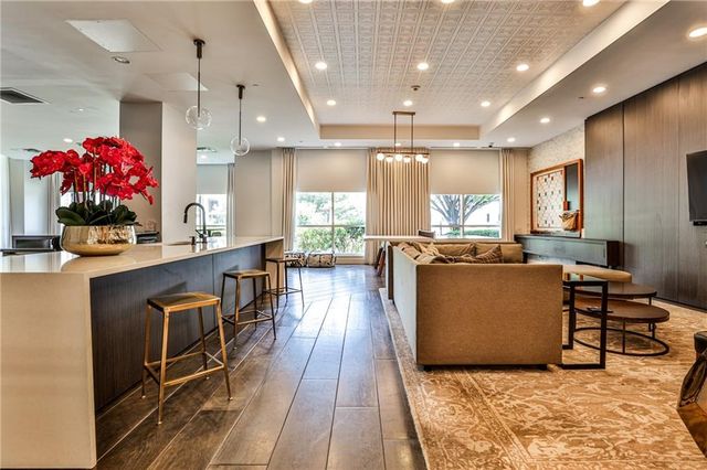 325 E Paces Ferry NE Road 1105, Atlanta, GA 30305